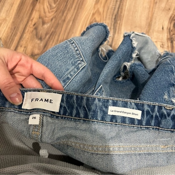 Frame Le Grand Garçon denim shorts in Montgrove Rips - Picture 5 of 9